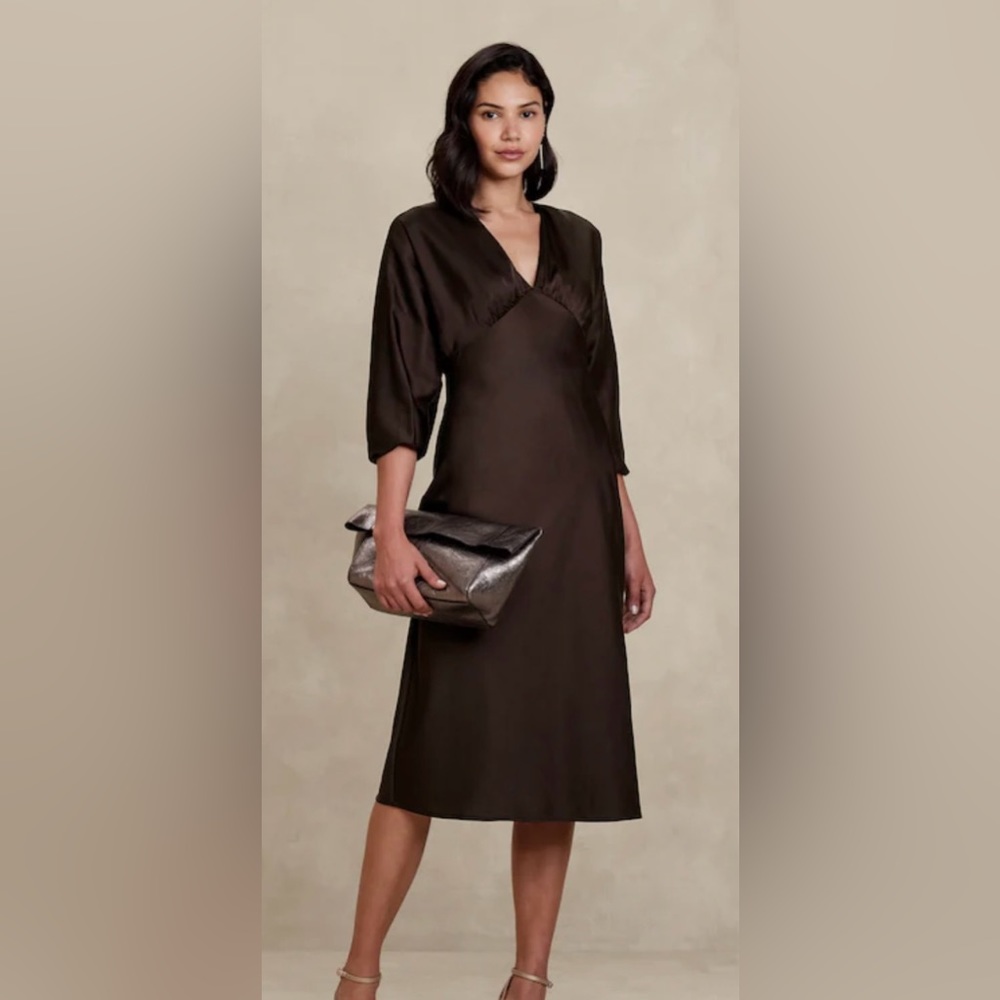 🌟NWT🌟 Banana Republic Bloussant-Sleeve Midi Dress